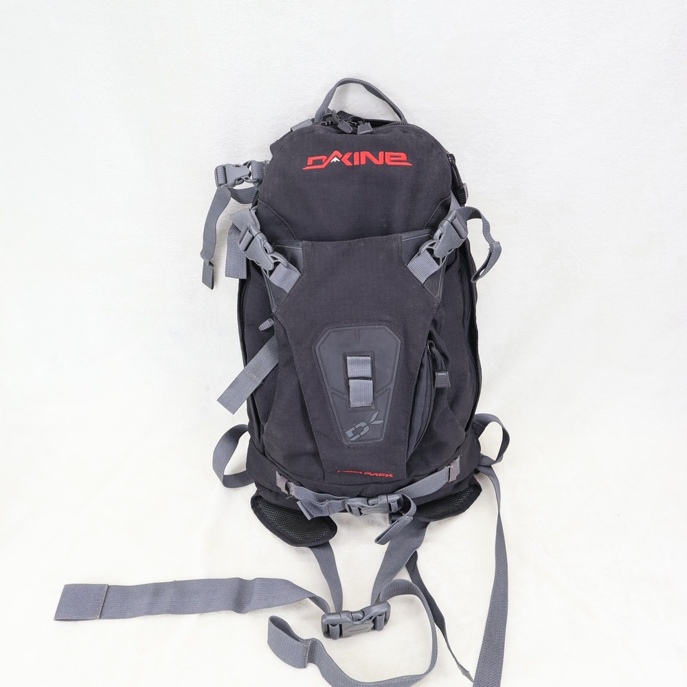 Dakine Heli Pack Backpack Black Red 12L Snowboard Ski Technical Bag 8100-700-27